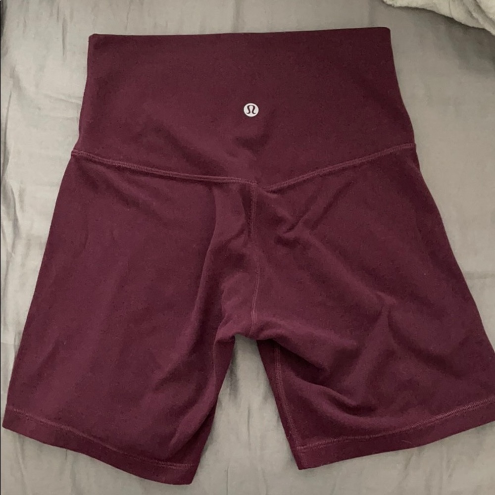Lululemon shorts 6” size 4 cassis